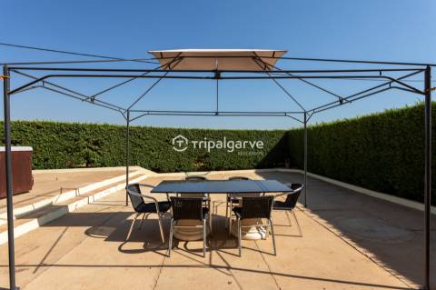 Moradia T5 Venda em Guia,Albufeira