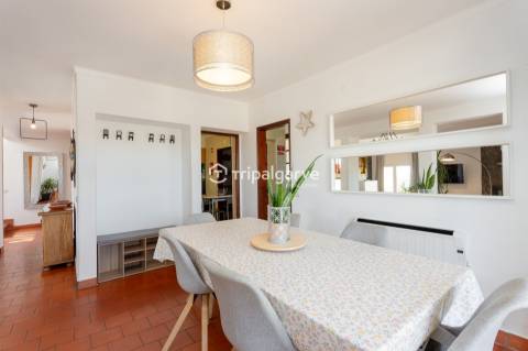 Moradia T5 Venda em Guia,Albufeira