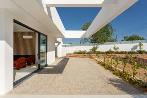 Moradia Moderna de Luxo em São Brás de Alportel