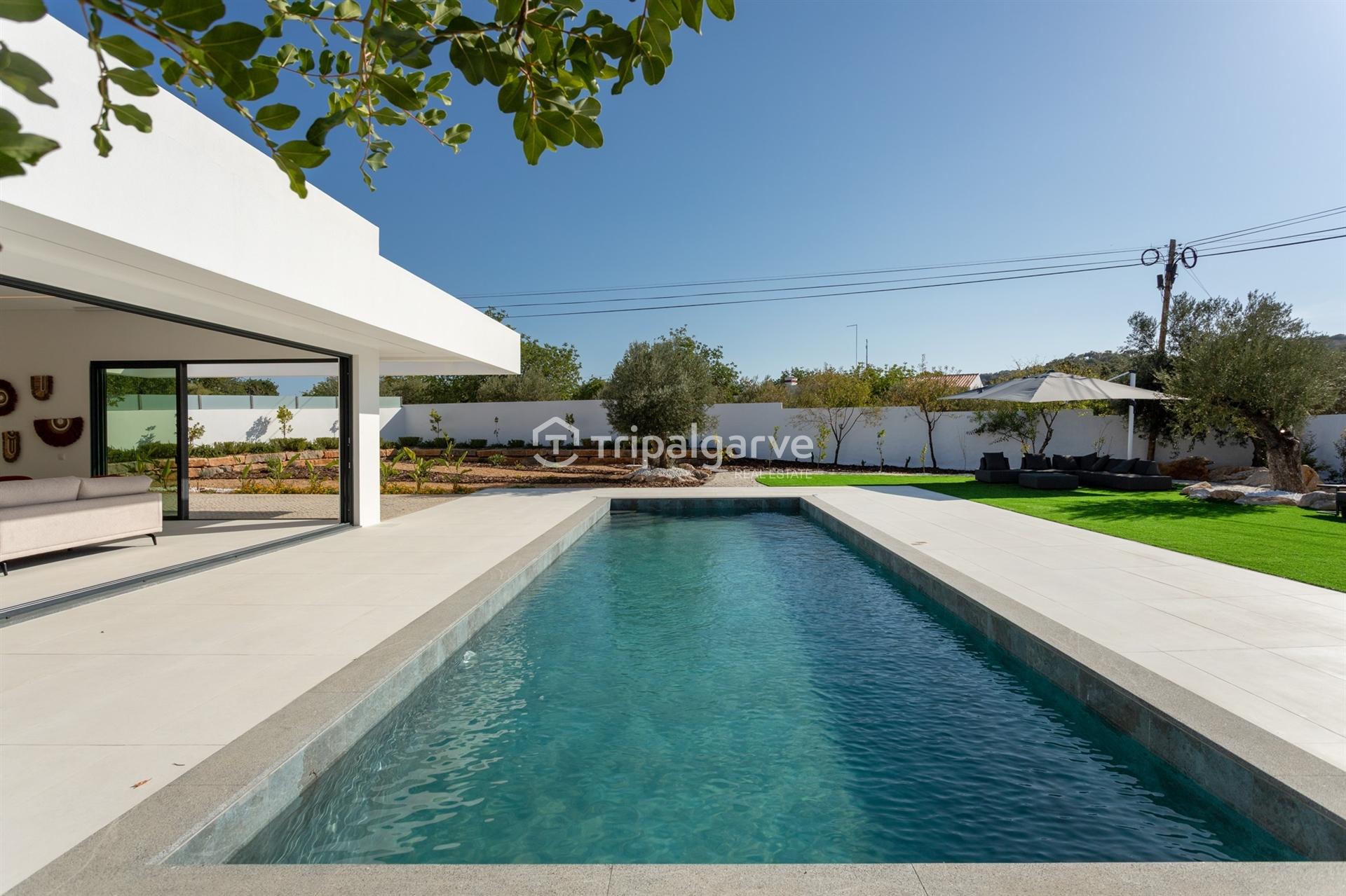 Moradia Moderna de Luxo em São Brás de Alportel