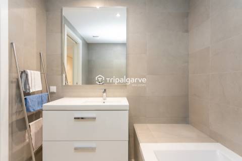 T3 LUXO Albufeira | TERRAÇO 100m² ÚNICO | PISCINA AQUECIDA