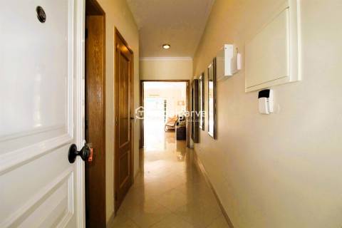 Moradia T2+2 com piscina localizada nos Caliços em Albufeira