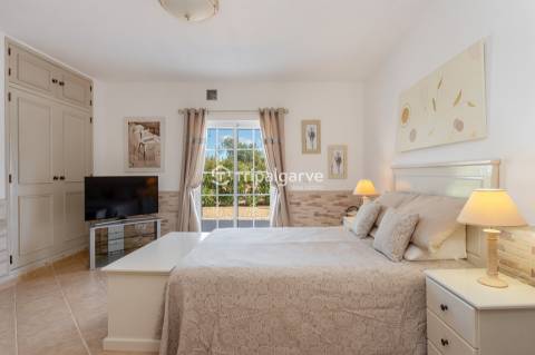 Exclusiva Quinta de Charme com 2 Anexos Independentes Paderne