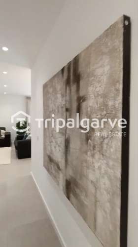 T3 Moderno com Vista Mar e Piscina Infinita – Olhos D´Água