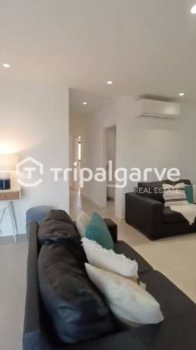 T3 Moderno com Vista Mar e Piscina Infinita – Olhos D´Água