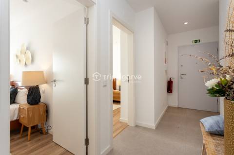 T3 Moderno com Vista Mar e Piscina Infinita – Olhos D´Água