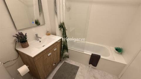 Apartamento T1 com vista mar e piscina Em Albufeira