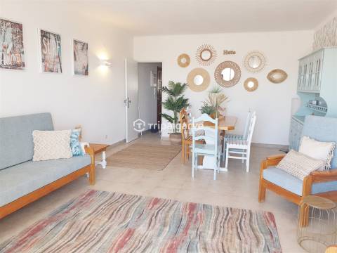 Apartamento T1 com vista mar e piscina Em Albufeira