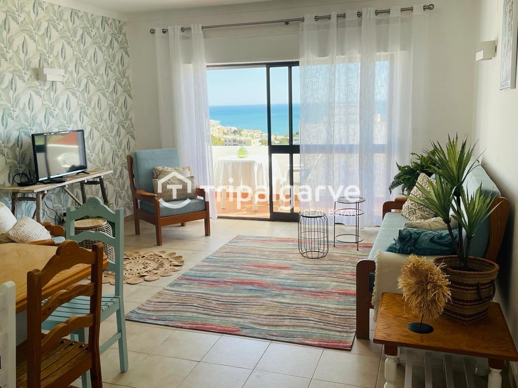 Apartamento T1 com vista mar e piscina Em Albufeira