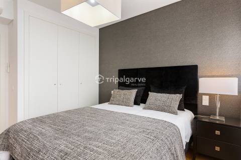 T2+1  Moderno em Zona Exclusiva de Albufeira com garagem