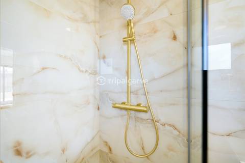 T1+1 RENOVADO COM VARANDA+GARAGEM+ARCADACAO