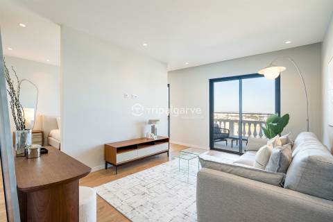 Luxuoso penthouse T4 com vista mar unica