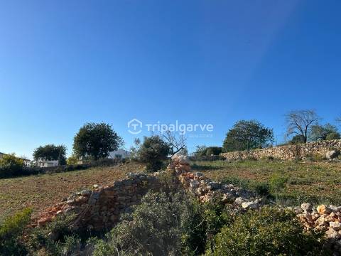 Terreno Mixto com Ruína em Canais – Albufeira