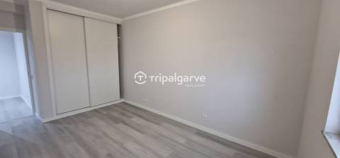 T2 Renovado com Vista desafogada