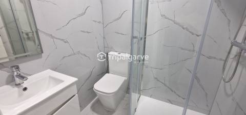 T2 Renovado com Vista desafogada