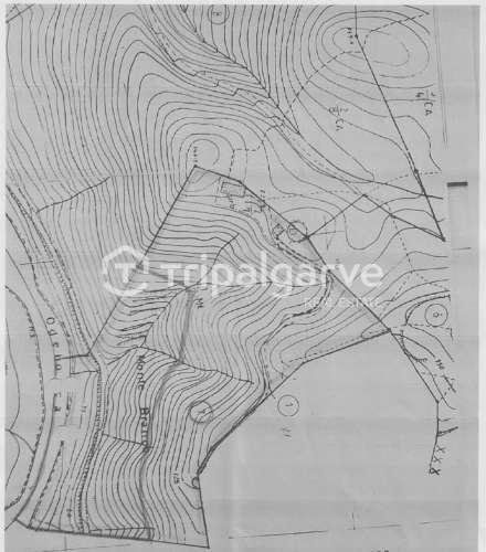 Terreno Misto com Ruínas na barragem de Odelouca
