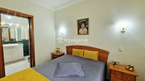 Apartamento T4 em primeira linha do Golfe - Portimao