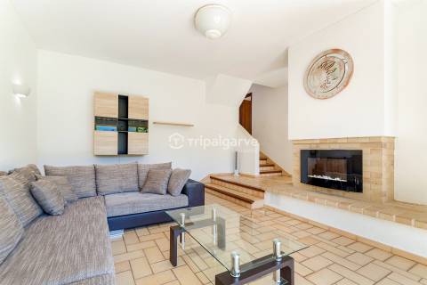 Moradia Algarvia V3 com jardim Salgados-Albufeira