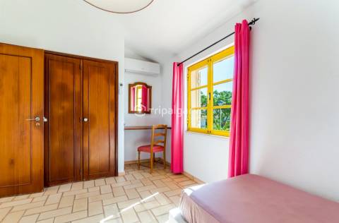 Moradia Algarvia V3 com jardim Salgados-Albufeira
