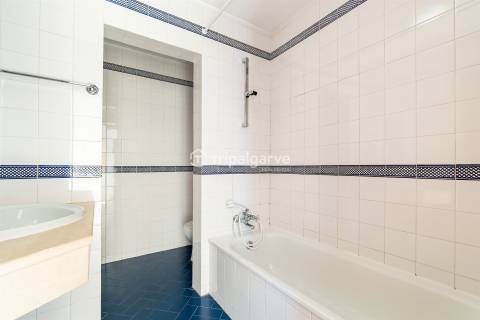 Moradia Algarvia V3 com jardim Salgados-Albufeira