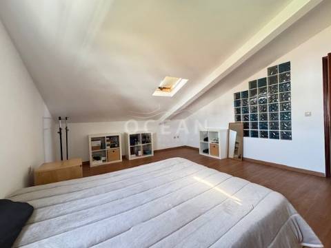 Moradia independente à venda na rua da Escola de Brejos Clérigo