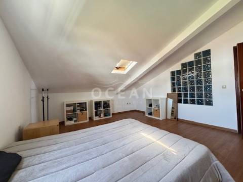 Moradia independente à venda na rua da Escola de Brejos Clérigo