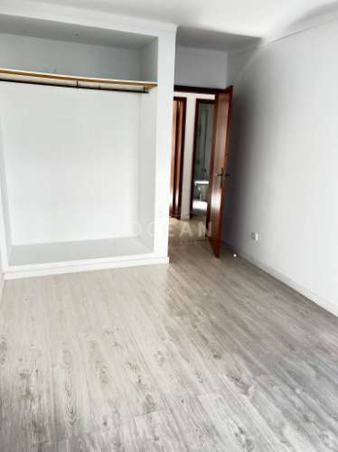 Apartamento T3 à venda em Manteigadas - Cachofarra - Vila Maria