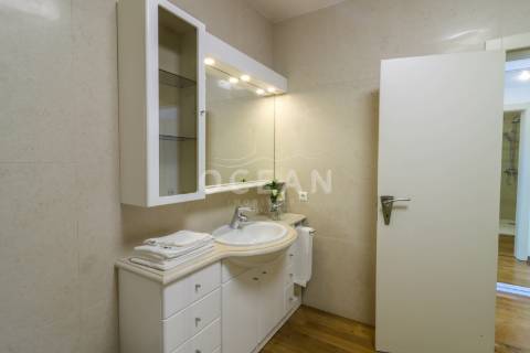 Moradia com piscina Soltroia primeira linha de água