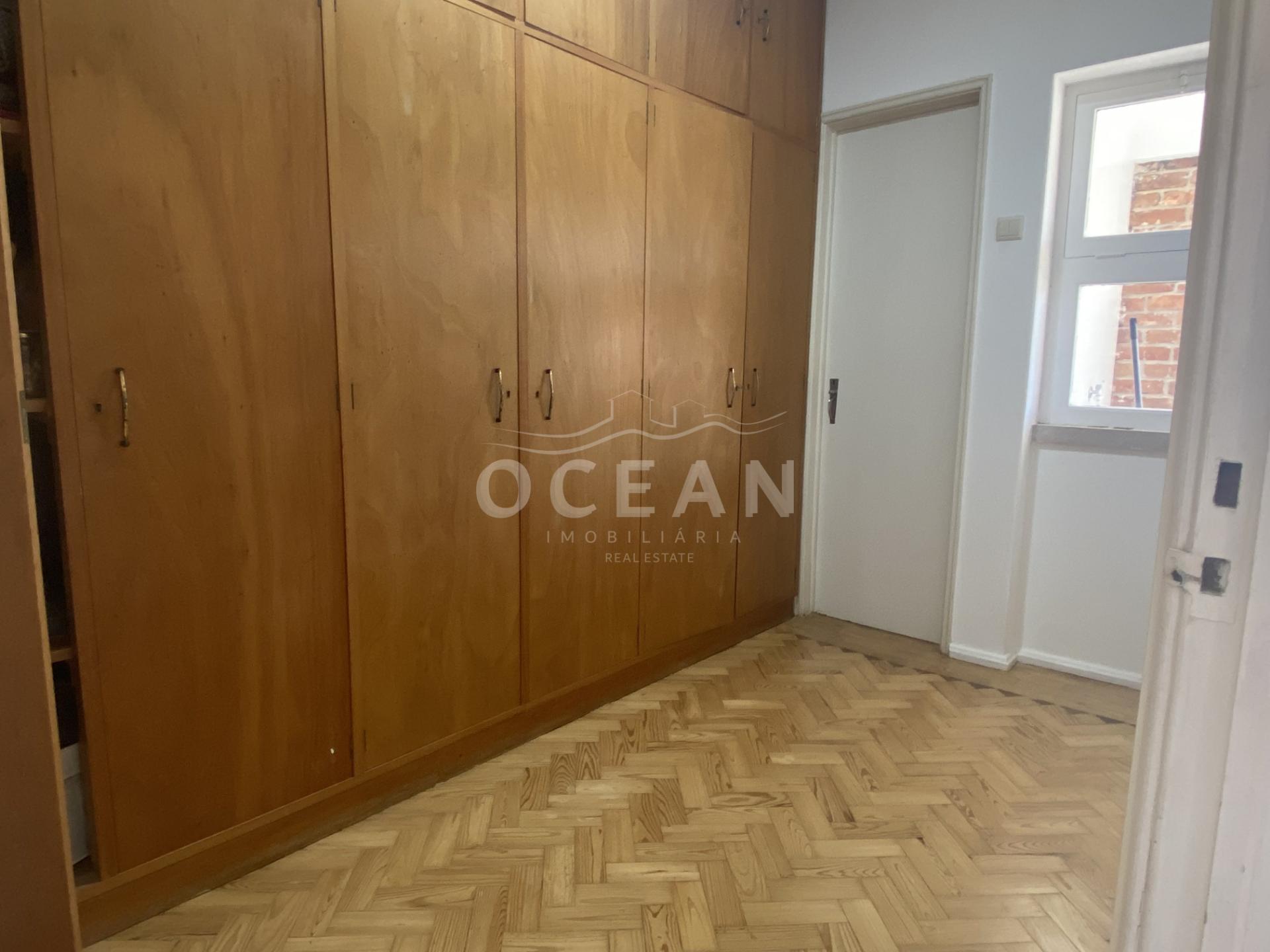 Apartamento T3 com vista rio