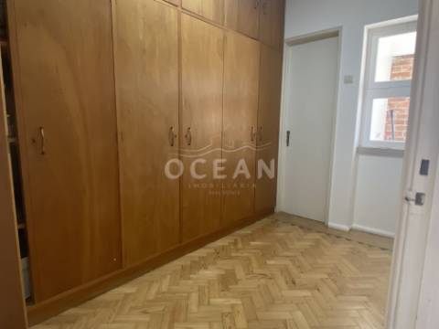 Apartamento T3 com vista rio