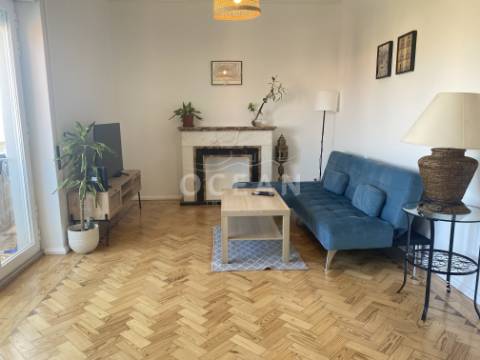 Apartamento T3 com vista rio