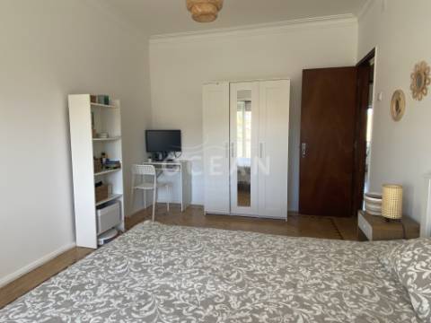Apartamento T3 com vista rio
