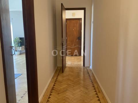 Apartamento T3 com vista rio
