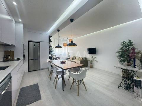 Apartamento t2 à venda na Rua Cidade da Beira