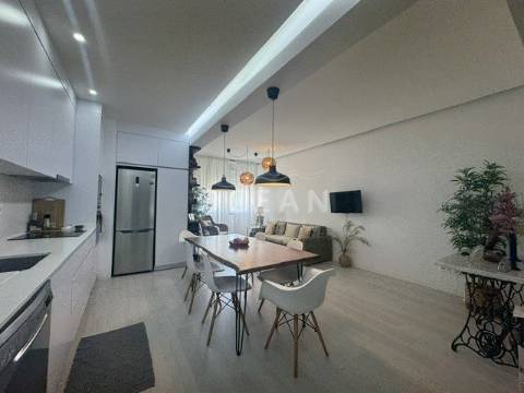 Apartamento t2 à venda na Rua Cidade da Beira