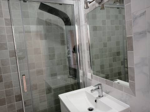 Apartamento T1 - totalmente remodelado, no Jardim Constantino - Arroios