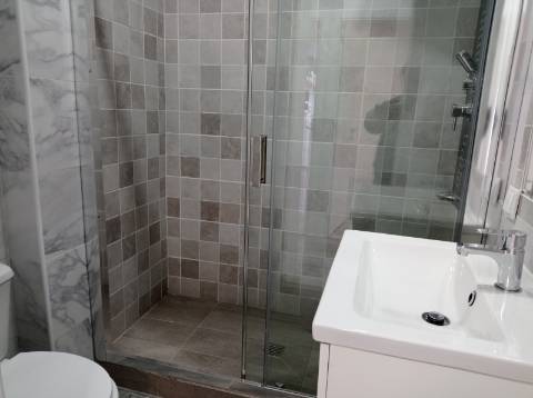 Apartamento T1 - totalmente remodelado, no Jardim Constantino - Arroios