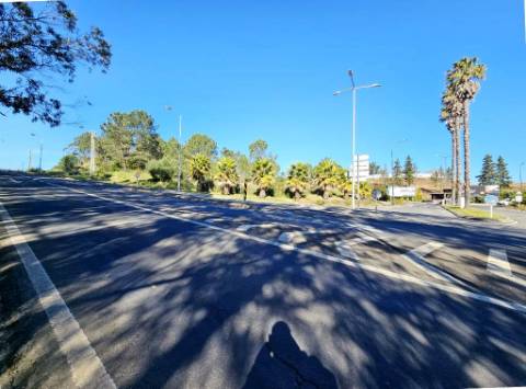 Terreno 10.006 m2 na entrada do Belas Clube de Campo, Sintra