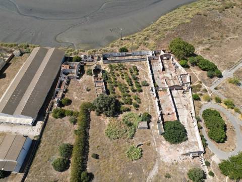 Excelente terreno urbano para construção, na marginal Montijo