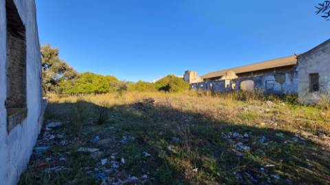 Excelente terreno urbano para construção, na marginal Montijo