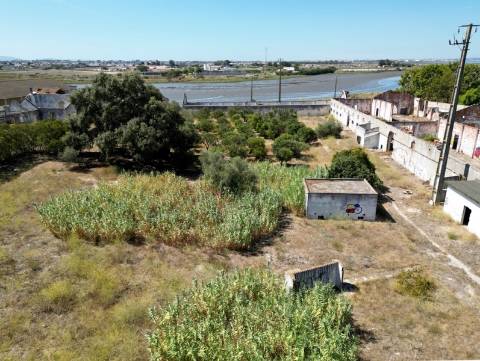 Excelente terreno urbano para construção, na marginal Montijo