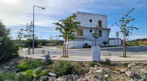 Lote de terreno para construção de prédio, em Tavira