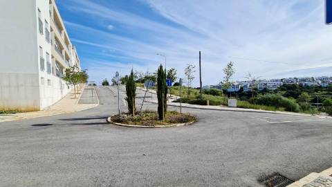 Lote de terreno para construção de prédio, em Tavira