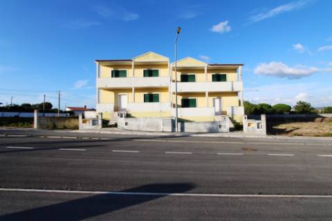 Lotes de terreno para construção de moradias T4, em Valado dos Frades, Nazaré