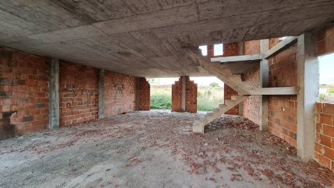 Lotes de terreno para construção de moradias T4, em Valado dos Frades, Nazaré