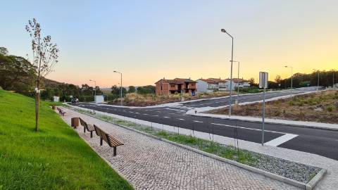 Lotes de terreno para construção de moradias T4, em Valado dos Frades, Nazaré