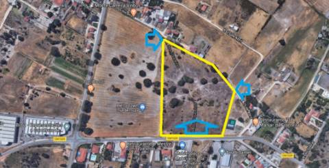 Quinta com 40.000m2 em Olhos de Água, Palmela