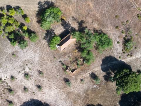 Quinta com 40.000m2 em Olhos de Água, Palmela