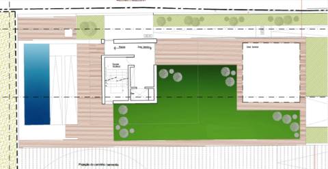 Terreno de 2455m2 com PIP para construção de prédio com 4 apartamentos e piscina, em Sobralinho, Alverca