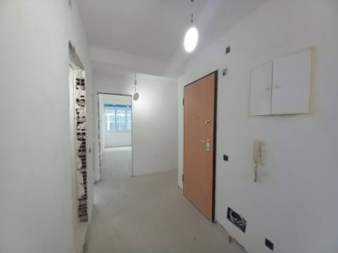Apartamento T4 - Laranjeiro